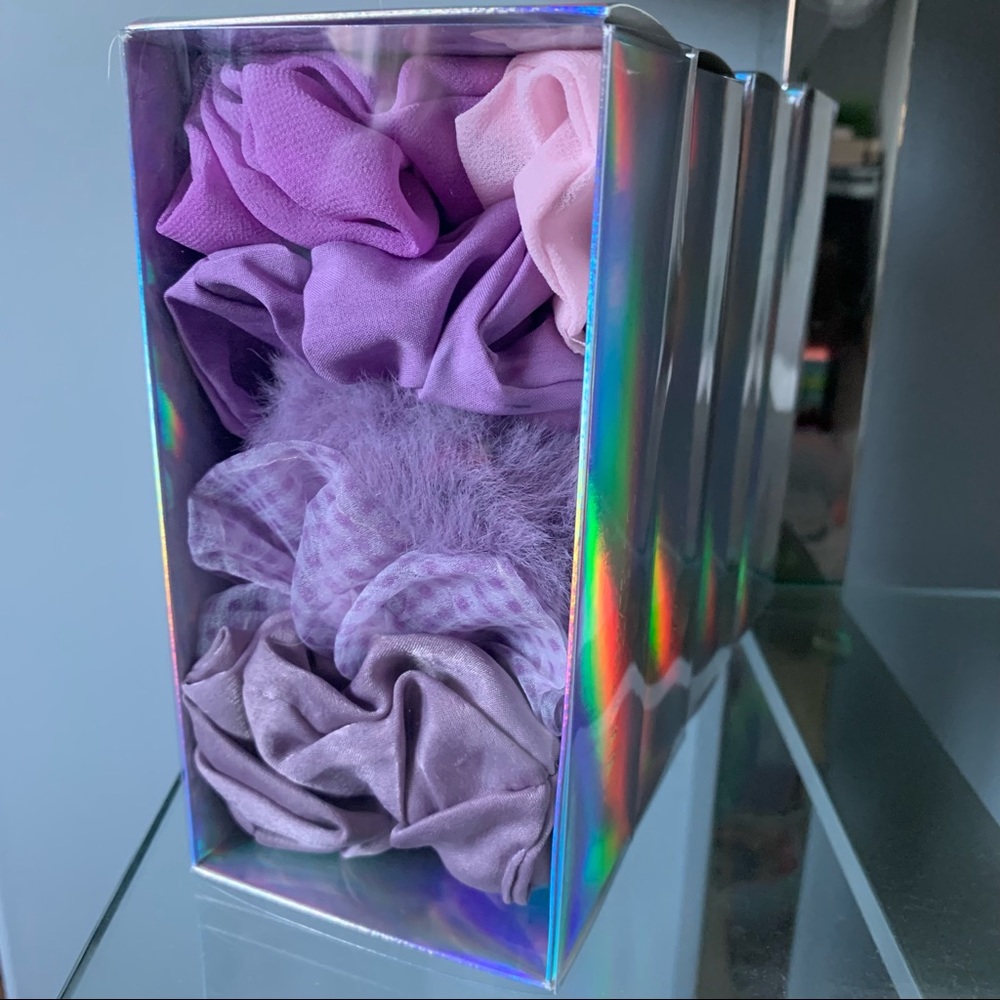 NEW 5PC Purple Scrunchie Set